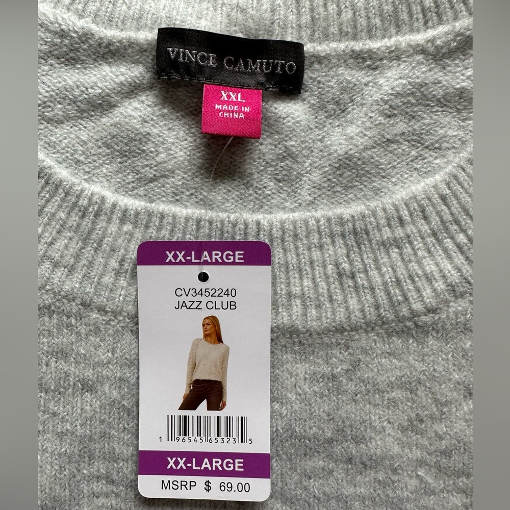 🌺 CLEARANCE 🌺 Vince Camuto Center Seam Crewneck Sweater - NWT - Picture 2 of 7